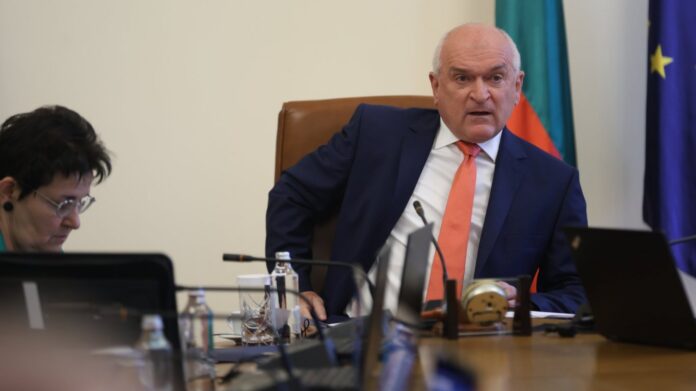 Служебният премиер: Гласувайте активно!