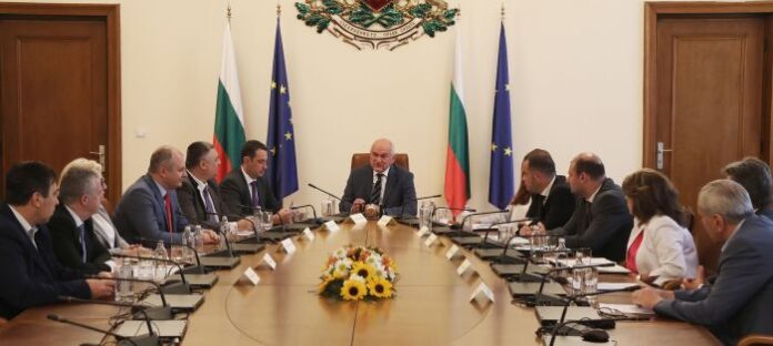 Служебното правителство гарантира пълна прозрачност на изборите 2 в 1