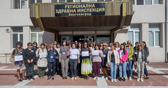 Служителите на РЗИ ще получат допълнителни възнаграждения