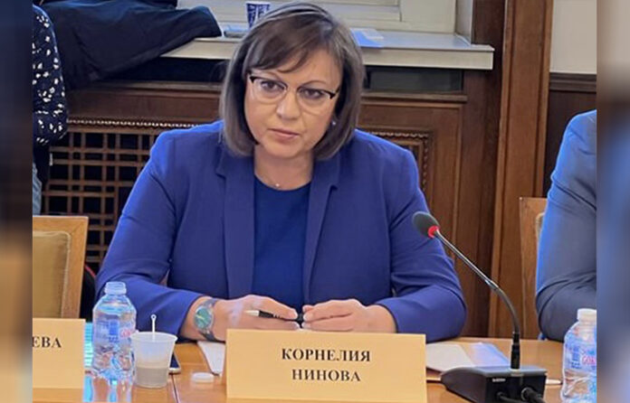 Социалната комисия прие предложенията на БСП в подкрепа на младите семейства