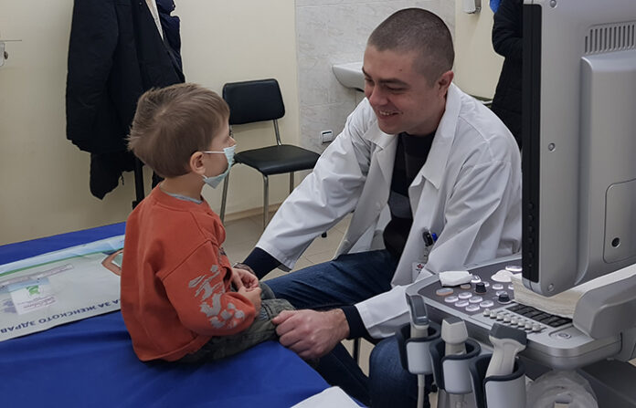 Специалисти от 