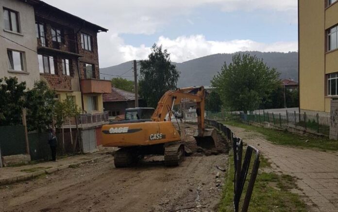 Спират водата по улица „Орлинска“ заради ремонт
