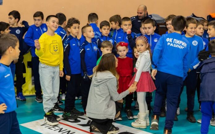 „Спортна Коледа“ събра на едно място над 300 спортисти от община Разлог