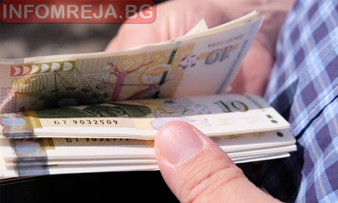 Средната заплата е скочила с над 17% за година