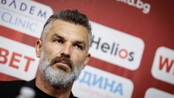 Стана ясно кога Стипич ще дебютира начело на ЦСКА