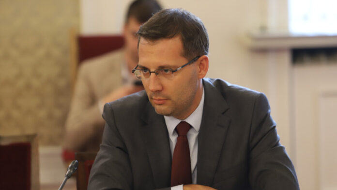 Станислав Анастасов: Дерибеите вече вкарват мафията в ДПС