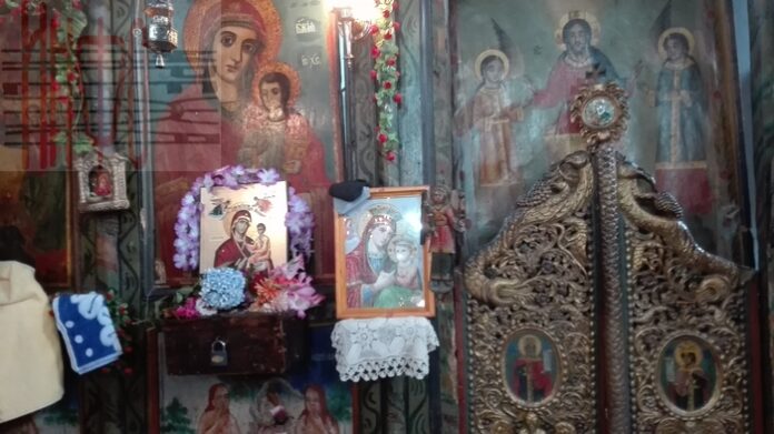 Старинна реликва беше показана на днешния празник в село Лъки