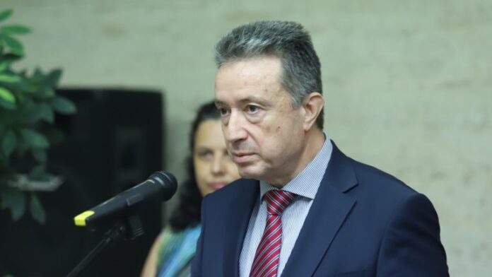 Стоилов: Не бива да има сътресения при преминаването на Бюрото за защита към МП