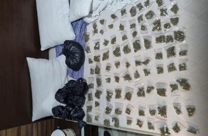Столични полицаи иззеха над килограм дрога