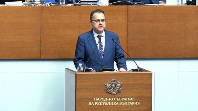 Стоян Михалев се закле като депутат на мястото на Христо Иванов