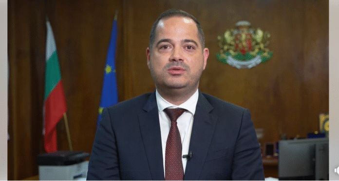 Стоянов към служителите на МВР: Обещавам ви безусловната си подкрепа