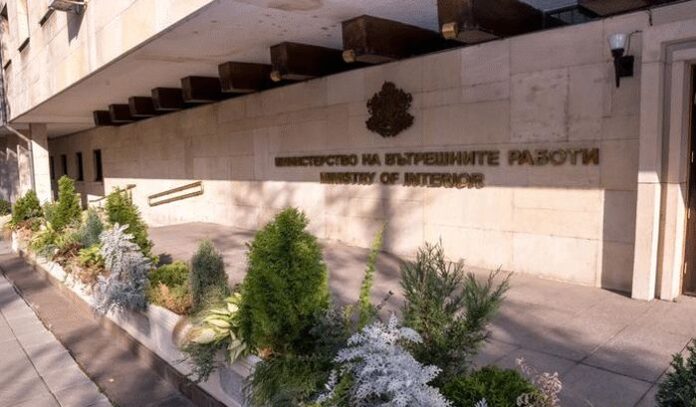 Стоянов: МВР ще се погрижи за настаняването на хората
