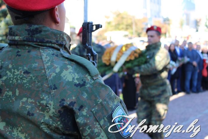 Стоянов: Военният парад е демонстрация на връзката на армията с народа