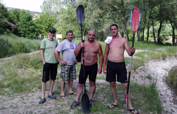„Струма 2012” във воден поход край „Жребчево”