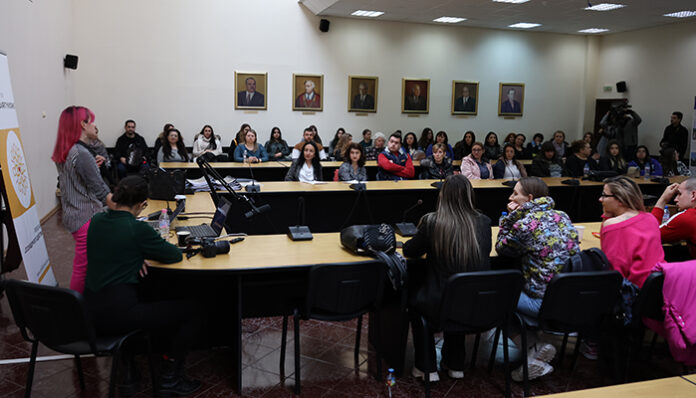 Студенти и преподаватели от ЮЗУ се запознаха с метода фотовойс