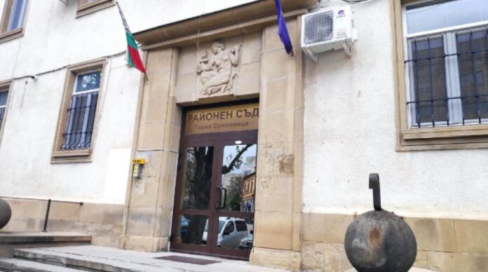Съдът остави за постоянно в ареста гледача на кучетата