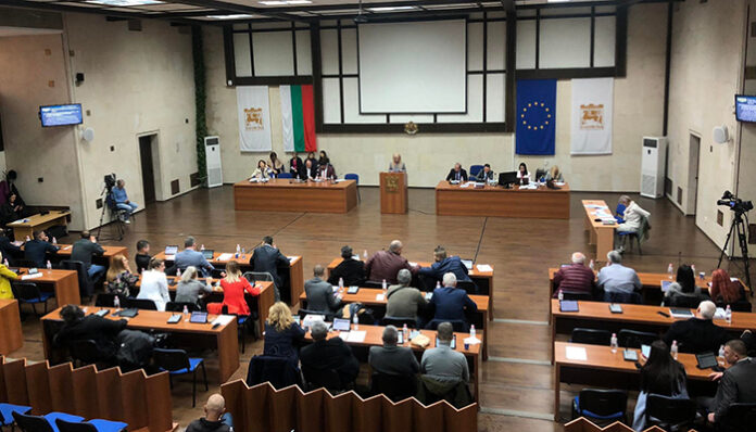 Съветниците одобриха предложението за допълнителния мост при Покровник