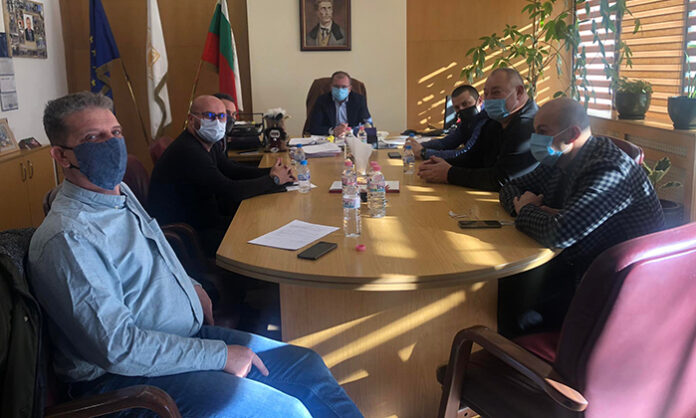 Съветниците от Благоевград обсъждат върната точка от областния управител за такса смет