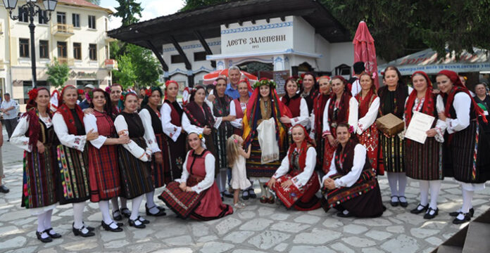 Танцов клуб 