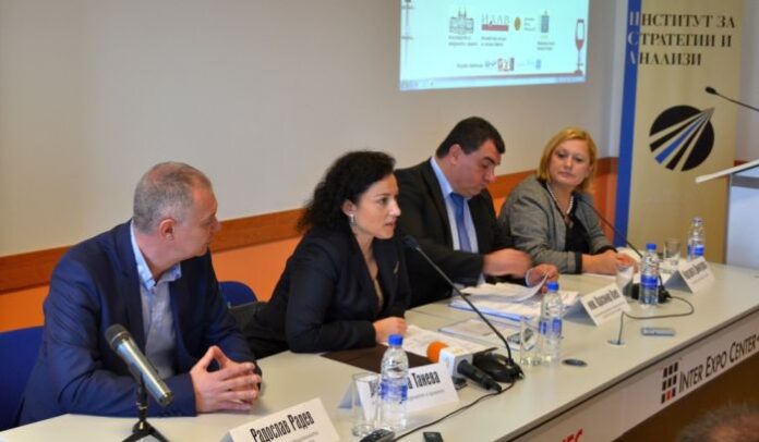Танева: МЗХ  и лозарският бранш постигнаха консенсус по Наредбата за прилагане на лозаро-винарската програмата