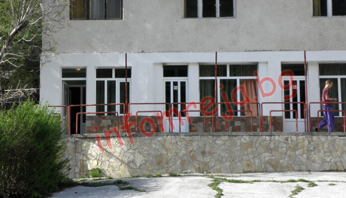 Тинейджър от мистериозна комуна в село Бистрица опита да се самоубие