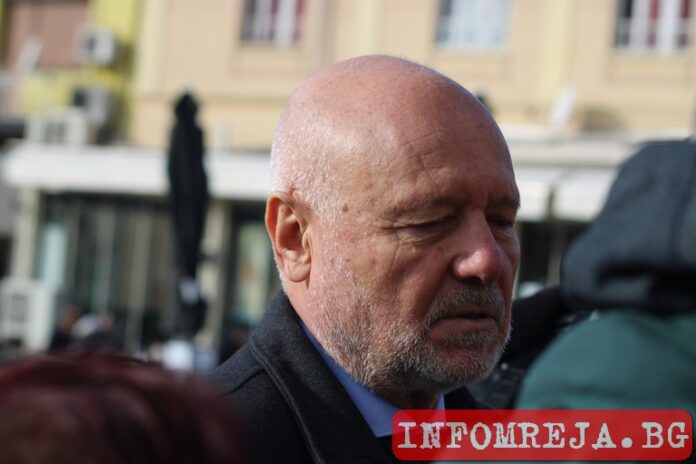 Тодор Тагарев: Няма смисъл да подавам оставка сега