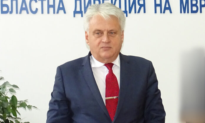 Тома Биков: Няма да водим разговори с кабинета