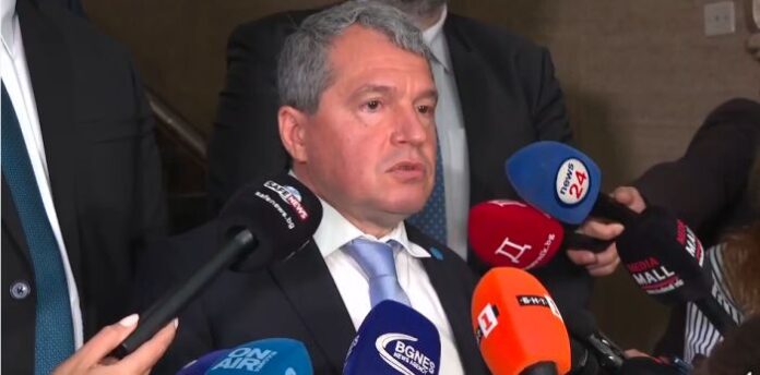 Тошко Йорданов категоричен - няма да подкрепят първи и втори мандат