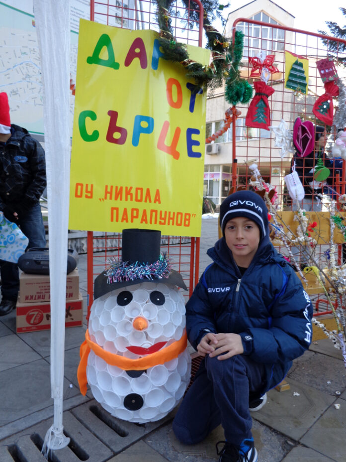 Три благотворителни базара предколедно в Разлог