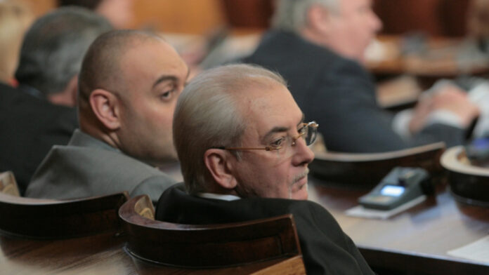 Турският консул в Бургас забъркан с ДОСТ