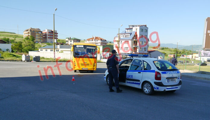 Училищен автобус блъсна жена в Благоевград