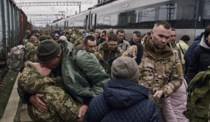 Украинският град Харков бе подложен на руски ракетен обстрел