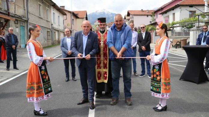 Улица „Солун“ в Банско с нов облик