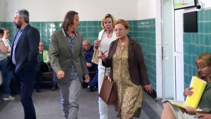 Условна присъда и глоба за Калина Сакскобургготска за шофиране с алкохол в кръвта