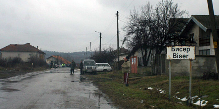 В Благоевград събират помощи за село Бисер