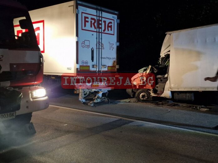 В благоевградската частна болница лежи шофьорът