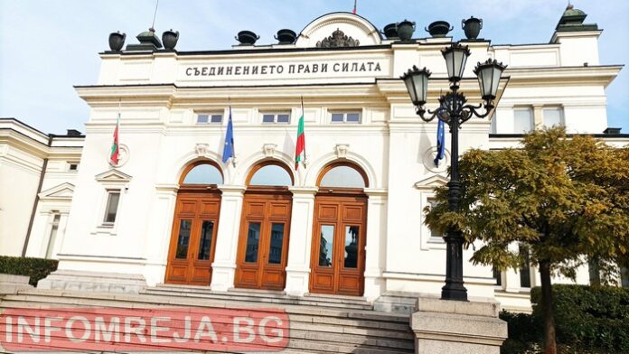 В НС ще се влиза със зелен сертификат или тест