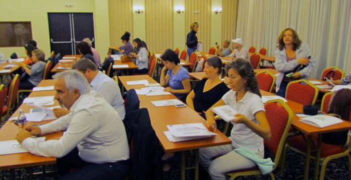 В Сандански се проведоха първите информационни турове