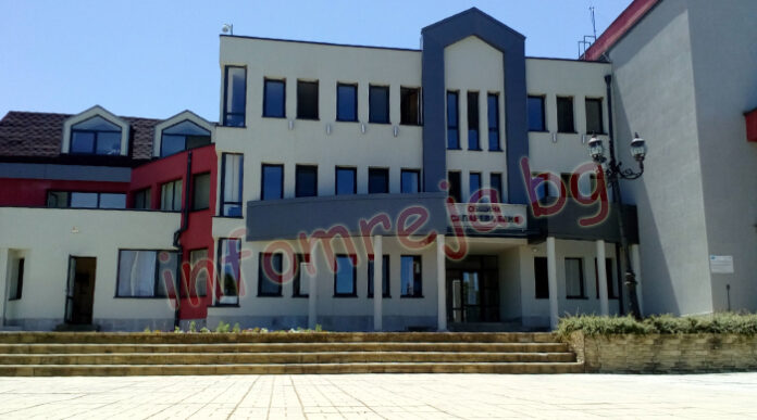 В Сапарева баня насрочиха консултации за определяне съставите на СИК