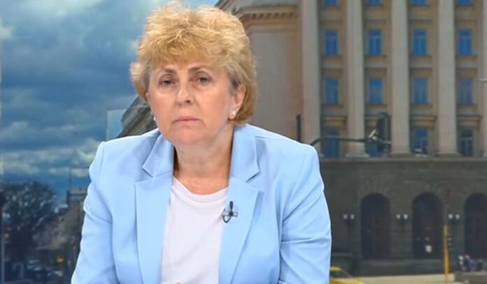 Валят заплахи към още един от 