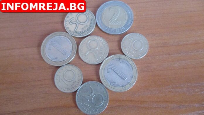 Варненец пробил дървена стена към кафе - клуб