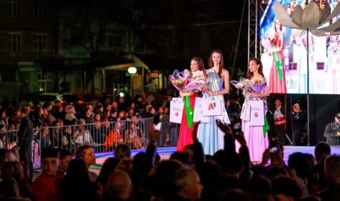 Василена Димитрова е новата “Девойка Кюстендилска пролет“