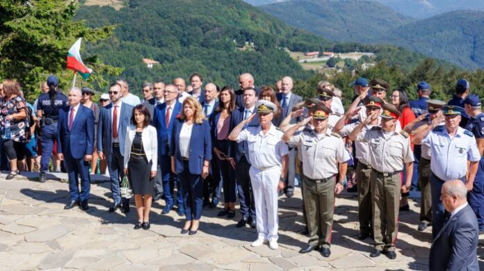 Вицепрезидентът: Шипка е енергията на нашата памет и на свободата