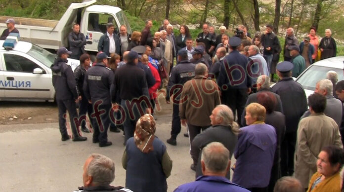 ВиК: Режимът в Огняново и Марчево е заради безконтролното поливане на градините с питейна вода