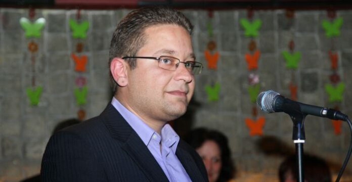 Владимир Елезов: Експертен съвет ще решава проблемите в образованието. Монтираме видеонаблюдение в училищата и детските градини