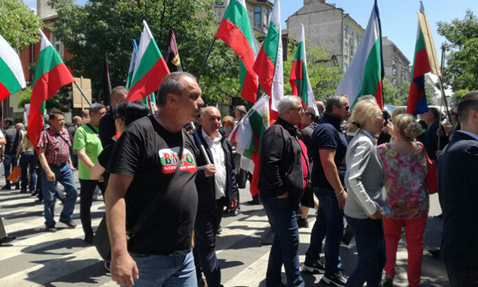 ВМРО Кюстендил се включи в протест пред централата на ДПС