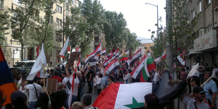 ВМРО на протест срещу икономическия и политически монопол