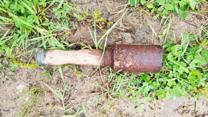 Военни унищожиха невзривен боеприпас