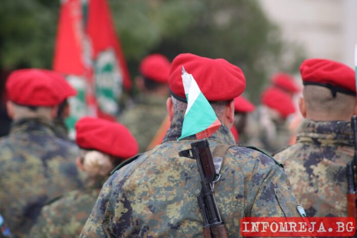 Военните ни се прибират от мисия в Косово