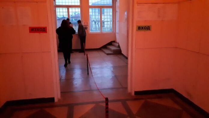 Всички изборни секции отвориха за гласоподаватели в Кюстендилско